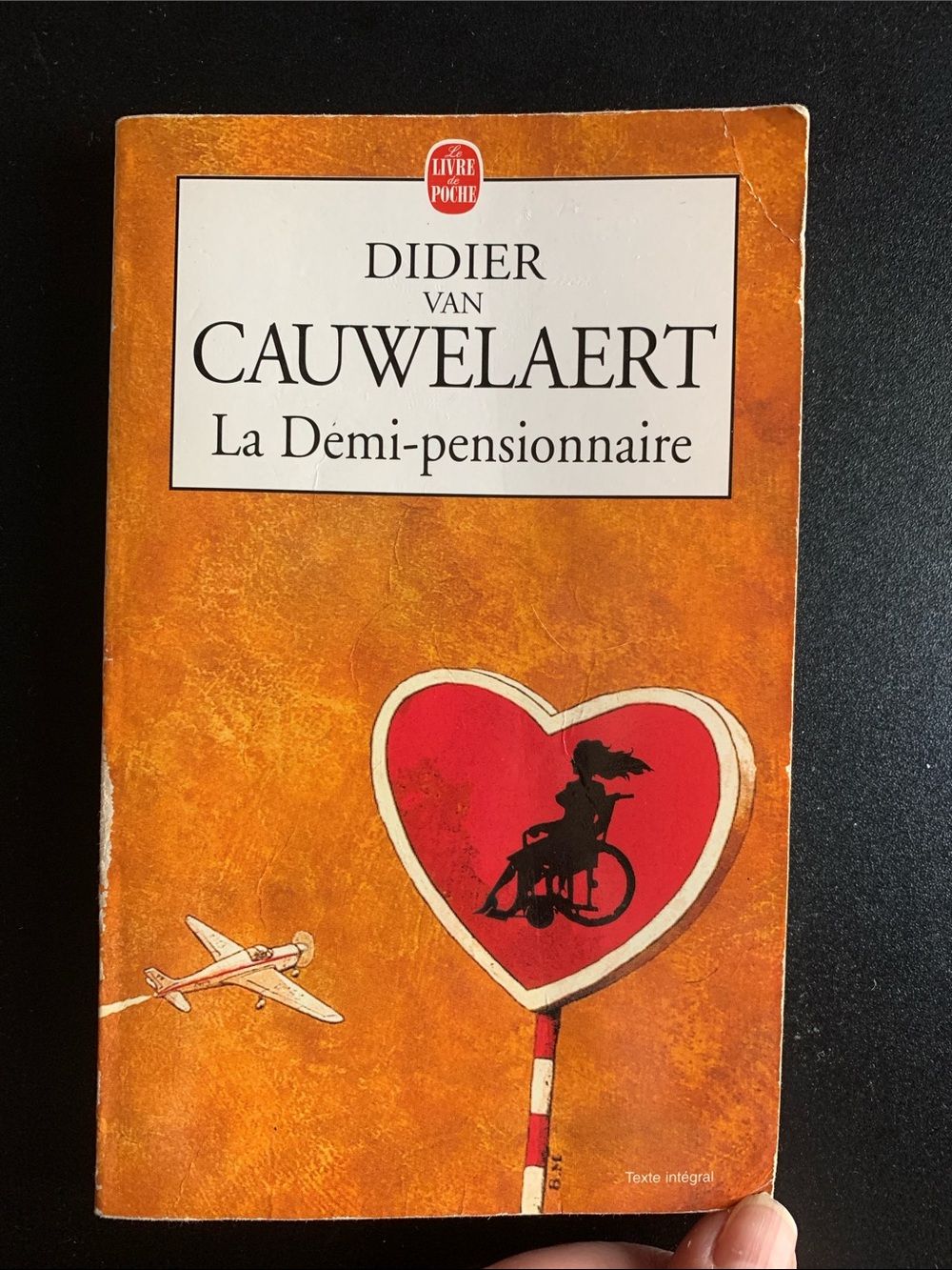 3/10$ Didier van Cauwelaert "La Demi-pensionnaire" - pocket